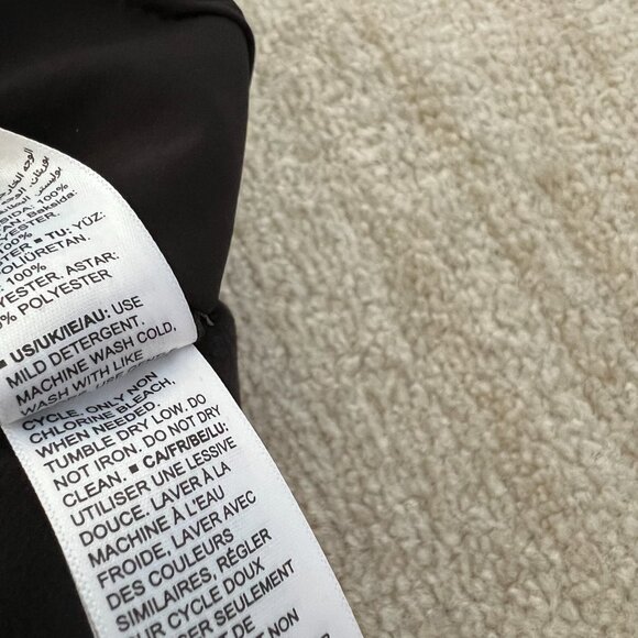 3 for $6 Lisadnyc The Drop Vegan Leather Crop Black Pants M - Picture 10 of 10